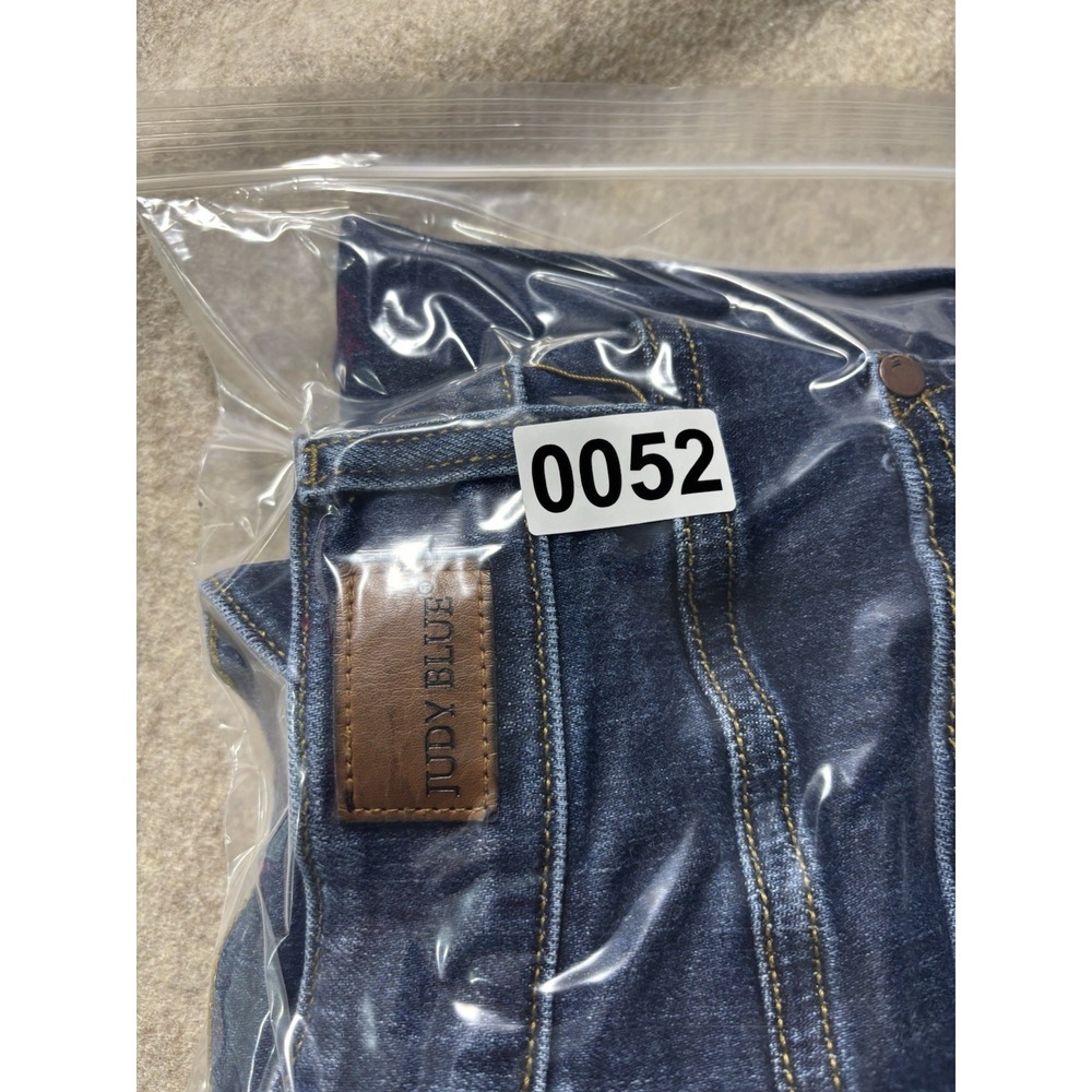 Judy Blue "Williamsburg" Size 16W High Rise Tummy Control Top Skinny Jeans - Picture 8 of 8